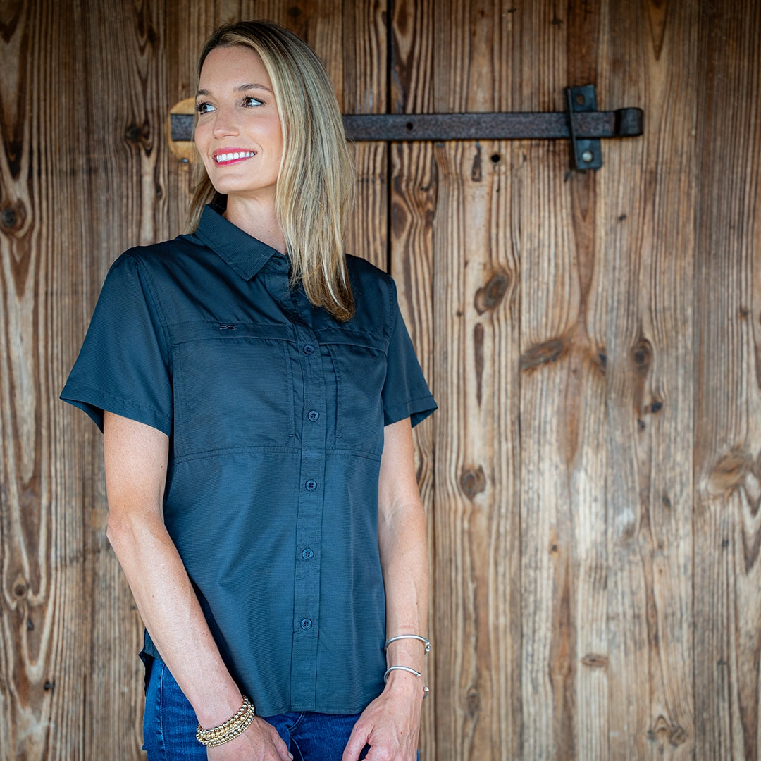 *Limited Stock*  Women's Short Sleeve Fishing Shirt - Fossil Gray